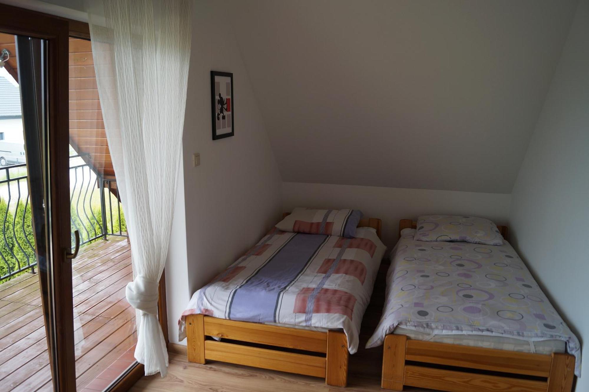 Domki Alex I Maciek Pleśna Exterior foto